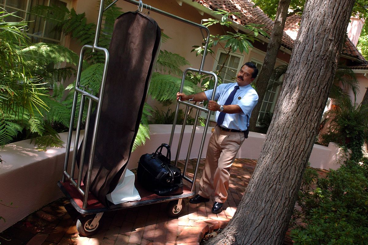 Tony Marquez is the only bellhop in the U.S. to get a 5star rating from the Mobil hotel rating service. Here, he’s seen in action at the Hotel BelAir in California on Aug. 13, 2004.