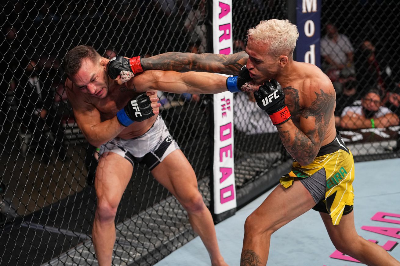 UFC full fight video: Charles Oliveira rallies to stop Michael Chandler and become lightweight champion