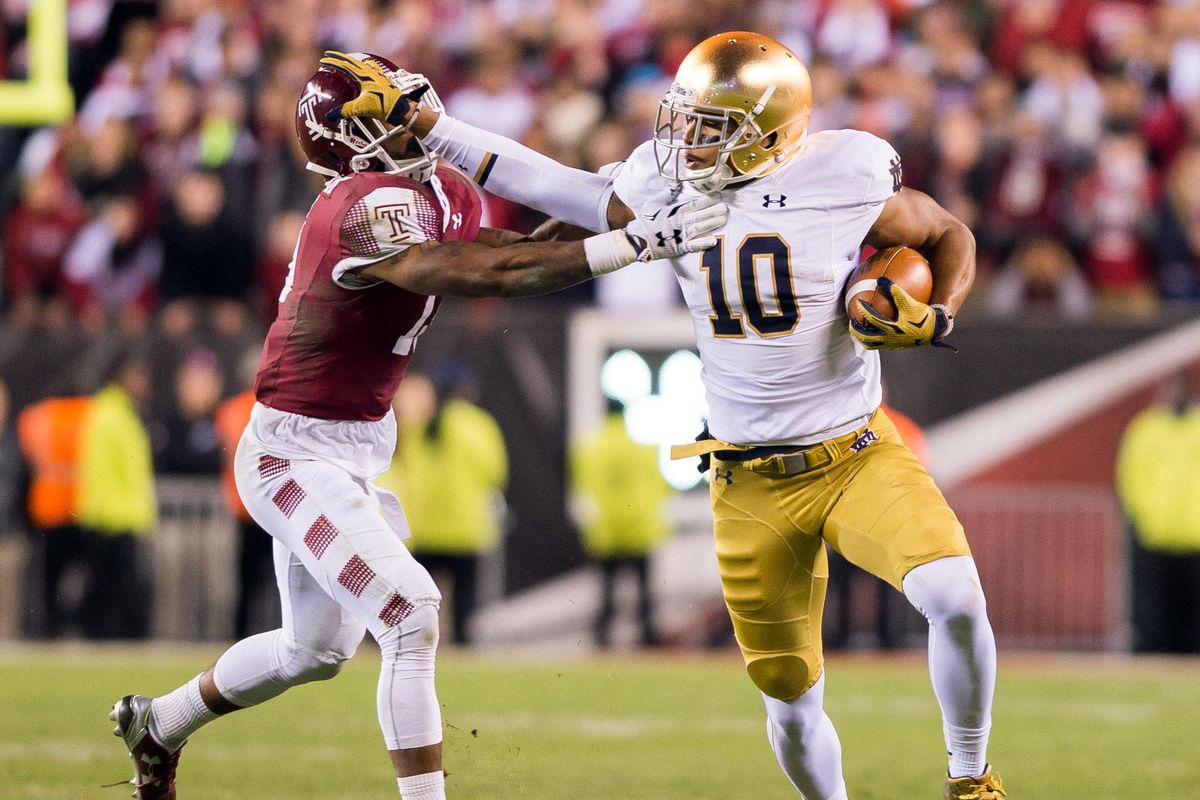 NCAA Football: Notre Dame at Temple