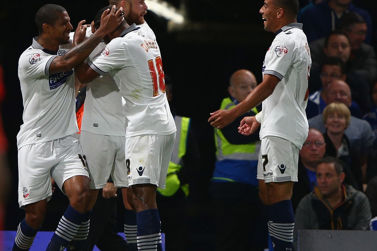 Matt Mills celebrates equalising at Stamford Bridge against Chelsea