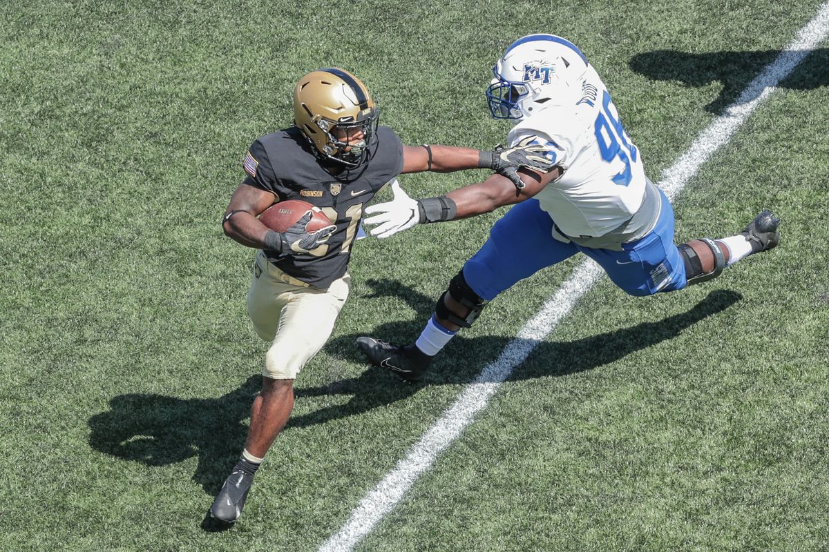 NCAA Football: Middle Tennessee at Army
