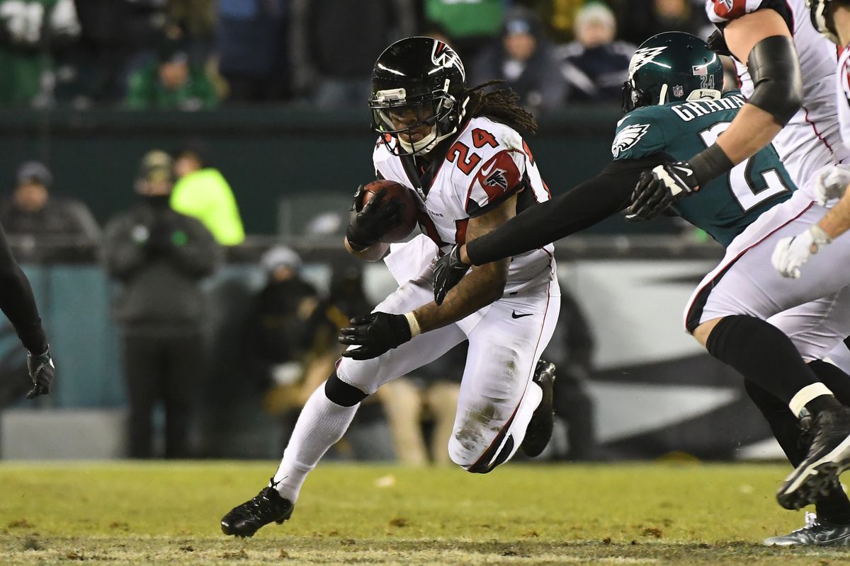 NFL: JAN 13 NFC Divisional Playoff  Falcons at Eagles