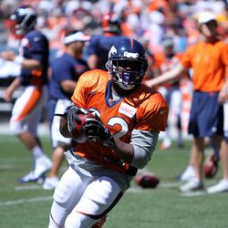 Broncos RB C.J. Anderson pulls in a pass and looks up field