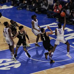 Kentucky defeats Vanderbilt 71-62 in Rupp Arena on Wednesday, Jan. 29, 2020. The Wildcats were led by Nick Richards, who had 15 points and 11 rebounds. 