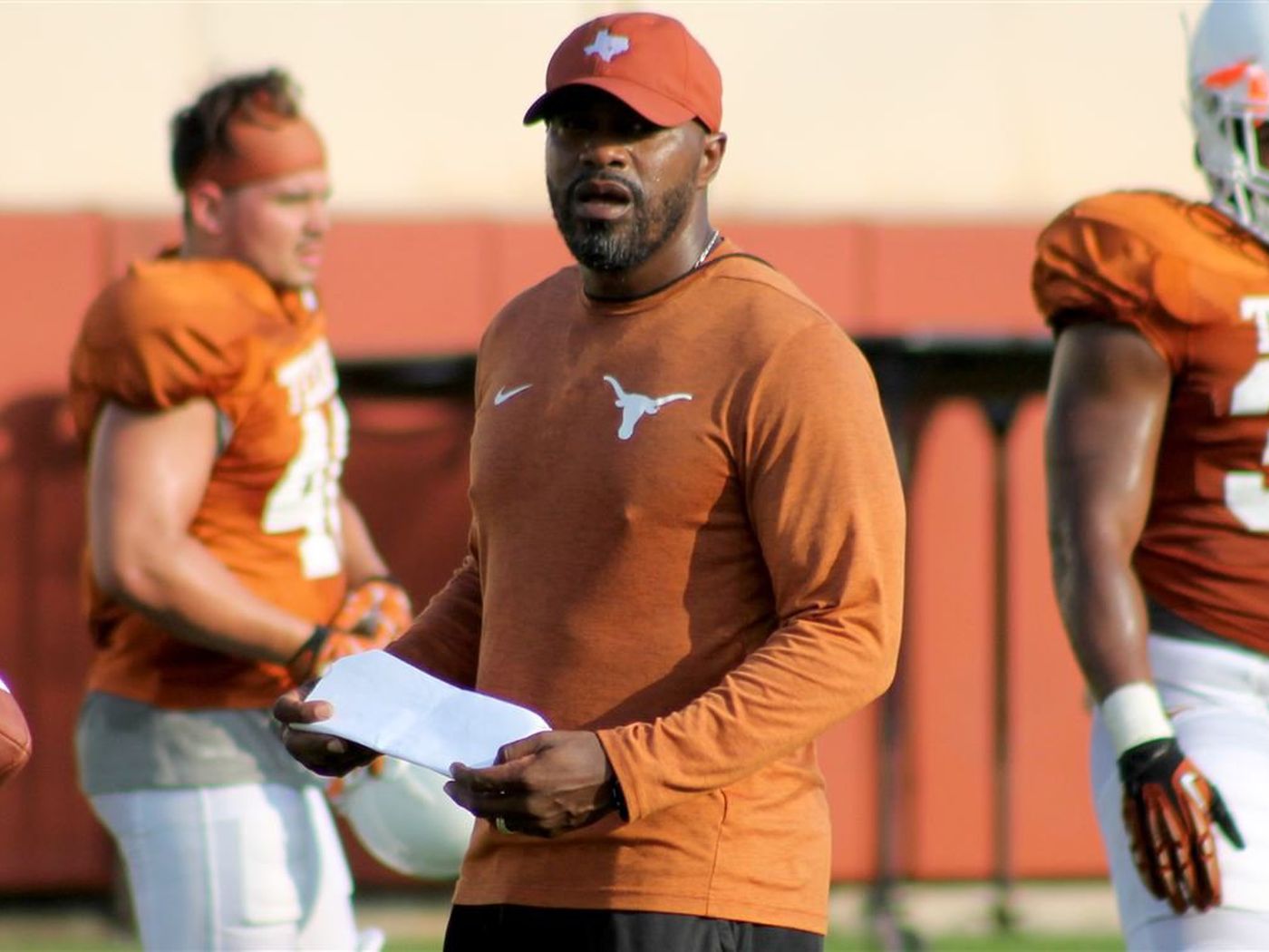 Here's what Texas assistant coaches will make in 2019 - Burnt Orange Nation