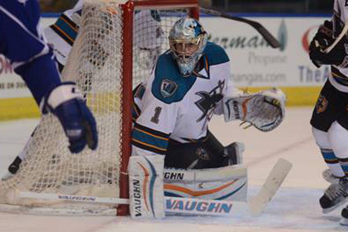 Worcester Sharks goaltender Troy Grosenick, making his fifth consecutive start, made 30 saves in the Sharks' 3-2 overtime loss to the Syracuse Crunch Friday night at the DCU Center (Facebook.com/worcestersharks).