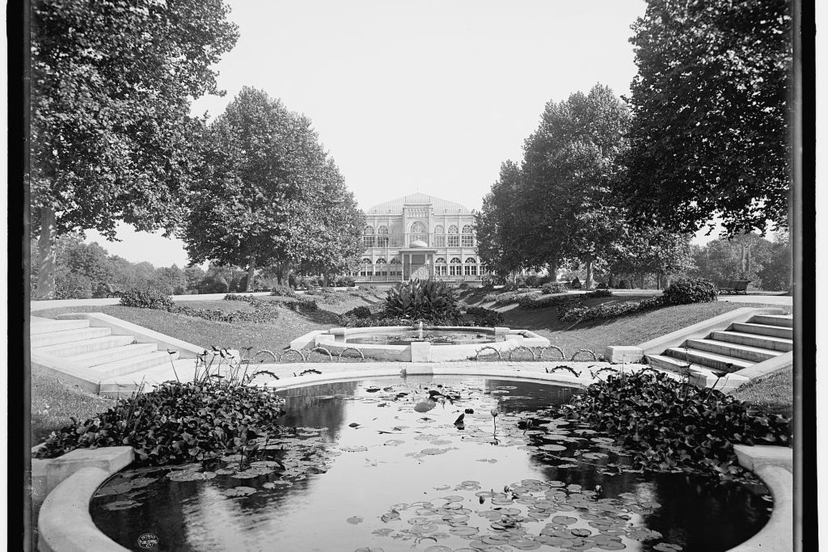 Fairmount has grown to become the largest city park in the country, but over the years has lost some of its elaborate buildings like the Horticulture Center, shown here in 1901.