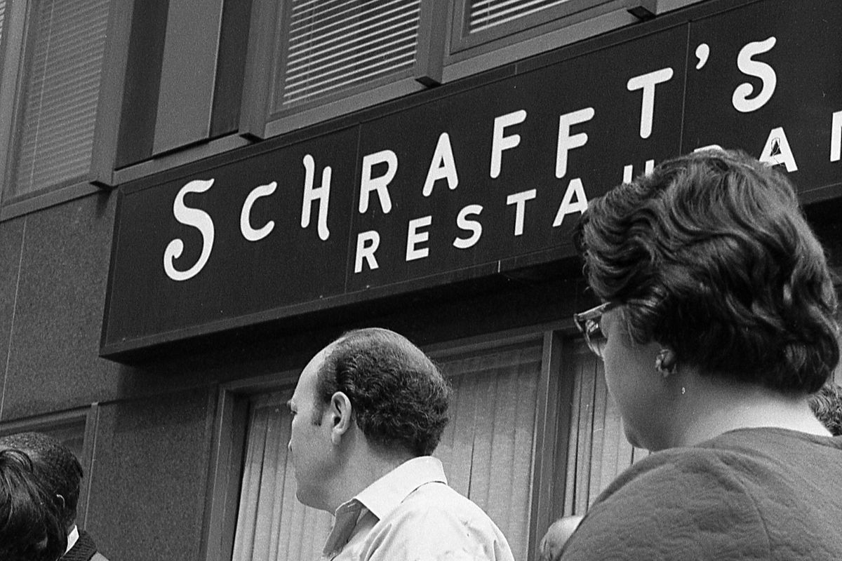 A busy sidewalk in front of Schrafft’s in the 1970s.
