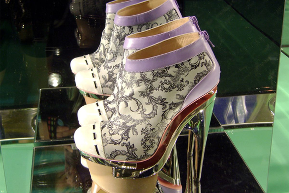 Versace heels via <a href="http://www.flickr.com/photos/jetsetcd/4609959196/in/pool-312691@N20">Jetsetcd</a>/Racked Flickr Pool