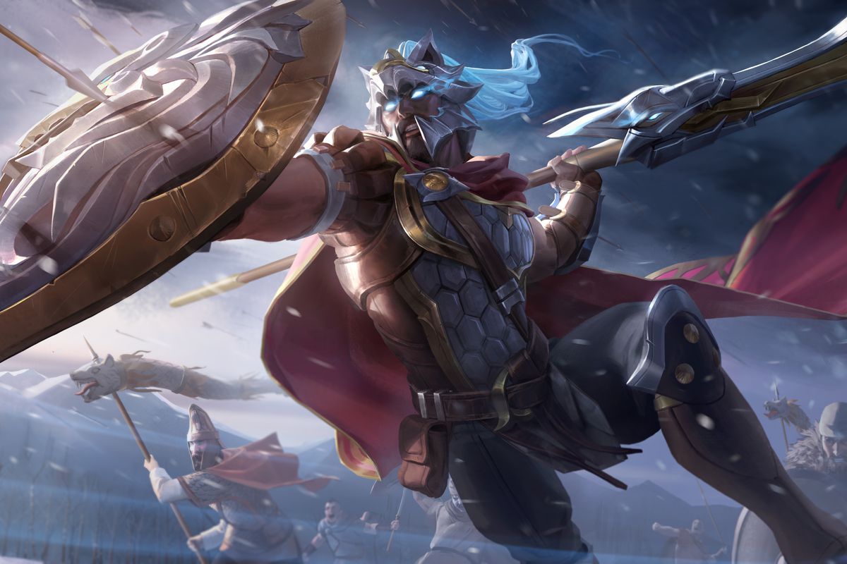 Glaive Warrior Pantheon’s splash art, which has him in lion-themed armor, with a regal helmet that has his face peeking out of a lion’s mouth.