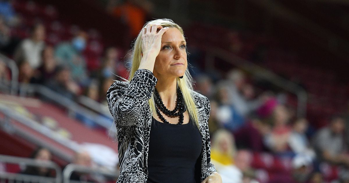 FSU women’s basketball drops one to Louisville