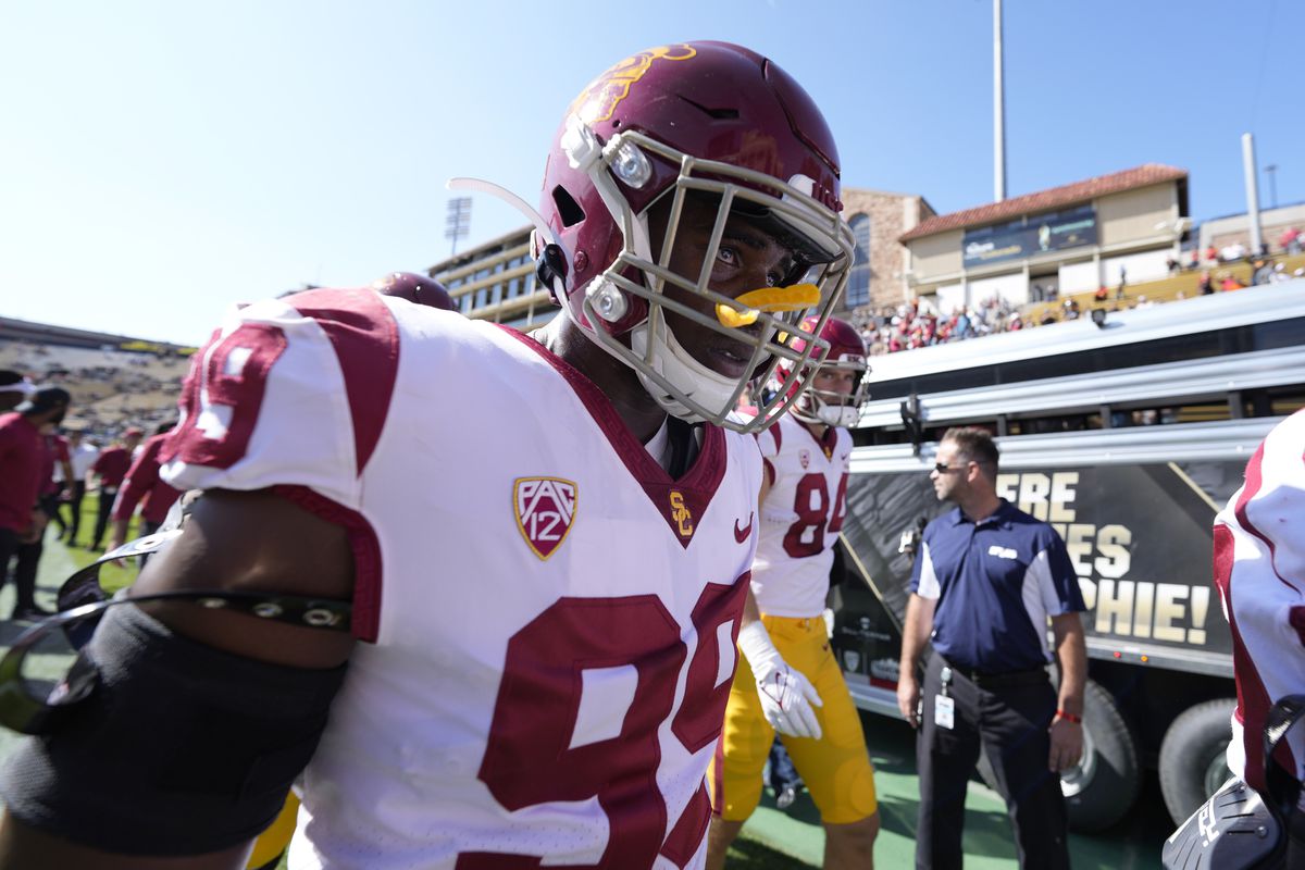 USC Trojans linebacker Drake Jackson (99) before the game against the Colorado Buffaloes at Folsom Field.