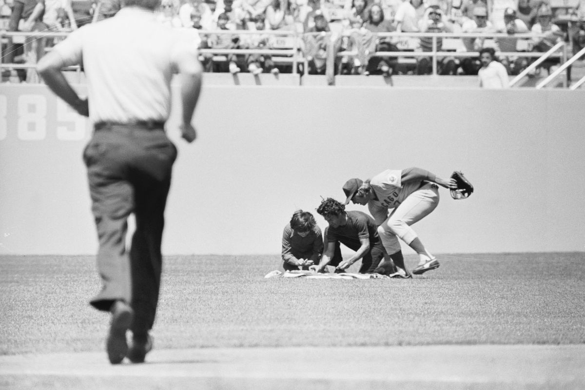 Chicago Cubs Rick Monday Tries to Stop Flag Burning