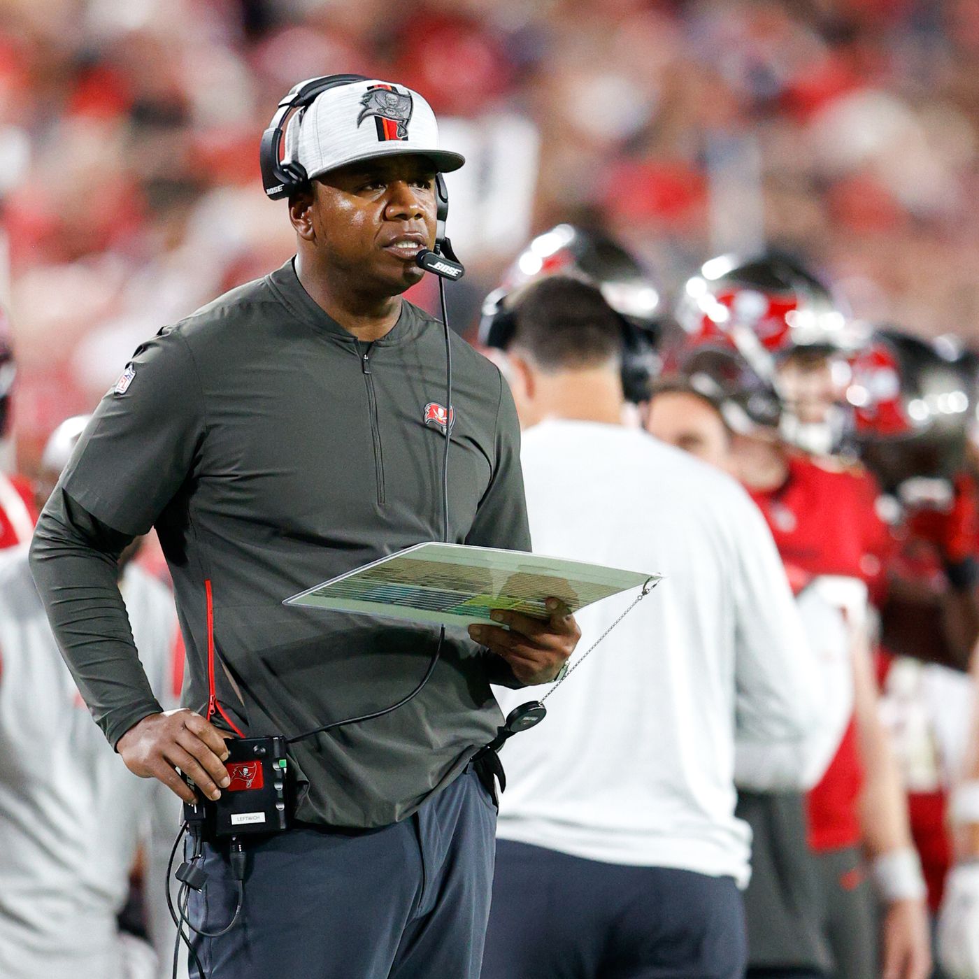 Jacksonville Jaguars to interview Tampa Bay Buccaneers offensive  coordinator Byron Leftwich for head coach - Big Cat Country