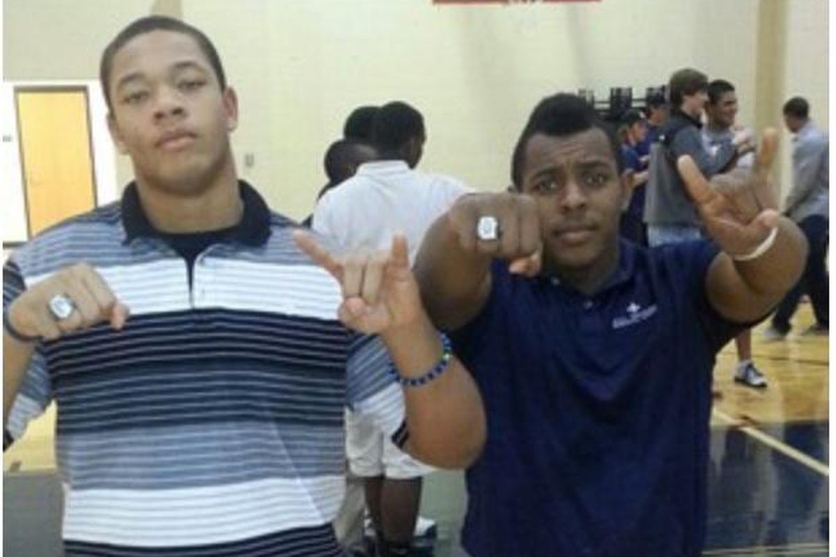 Demetrius Knox (left) shows his Texas pride, a school he decommitted from on April 22nd