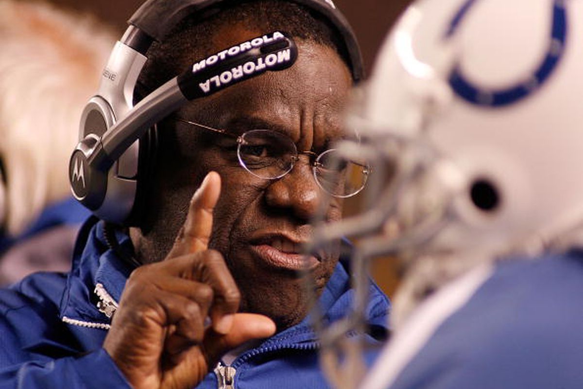 FILE: Gene Huey, running backs coach of the Indianapolis Colts talks to players during play against the Pittsburgh Steelers on November 9, 2008 at Heinz Field in Pittsburgh, Pennsylvania. The Colts won 24-20. (Photo by Rick Stewart/Getty Images) 