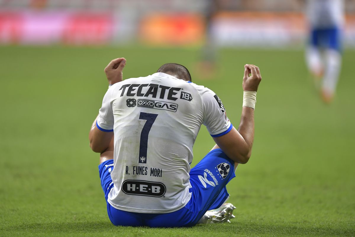 Rogelio Funes Mori has scored four goals for Monterrey this season, putting him within striking distance of Nicolás “El Diente” López for the league lead.