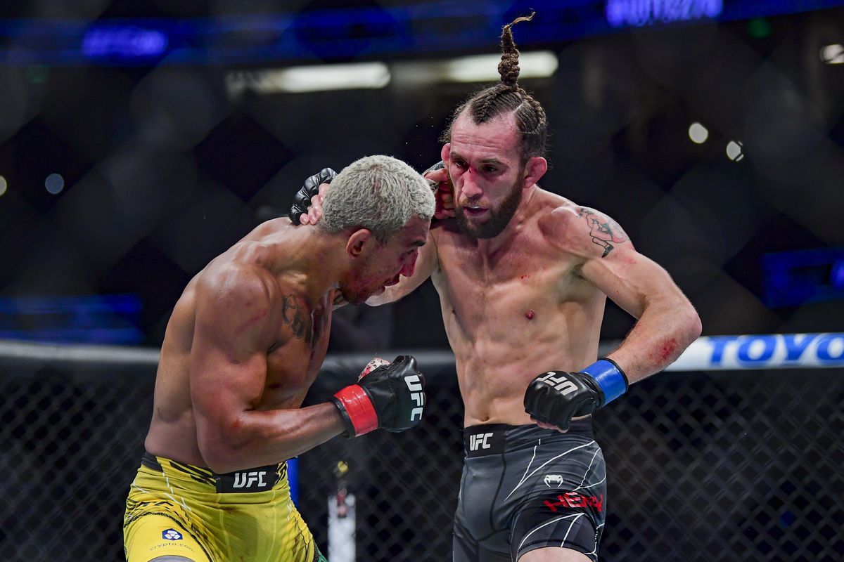 MMA: UFC 270-Barcelos vs Henry