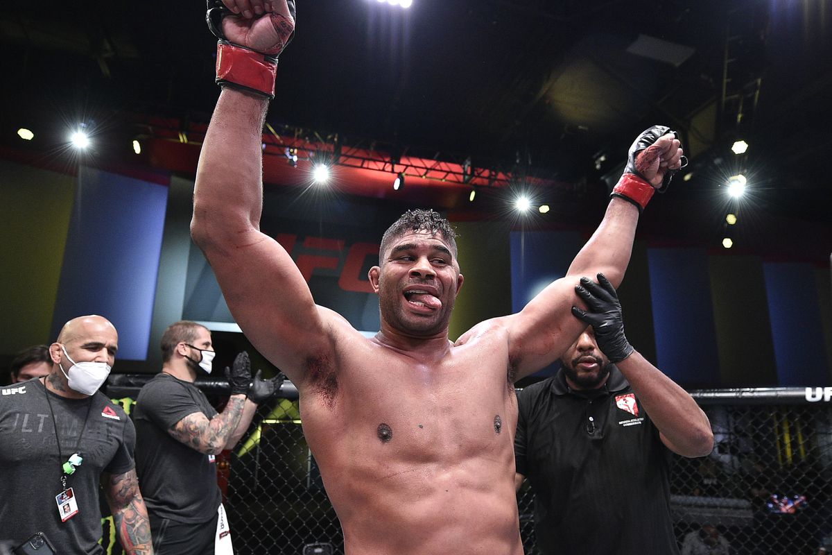 UFC Vegas 9 in Tweets: Pros react to Alistair Overeem's bloody win over Augusto Sakai - MMA Fighting
