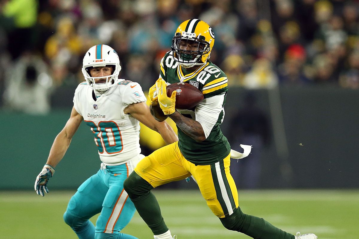 Miami Dolphins v Green Bay Packers