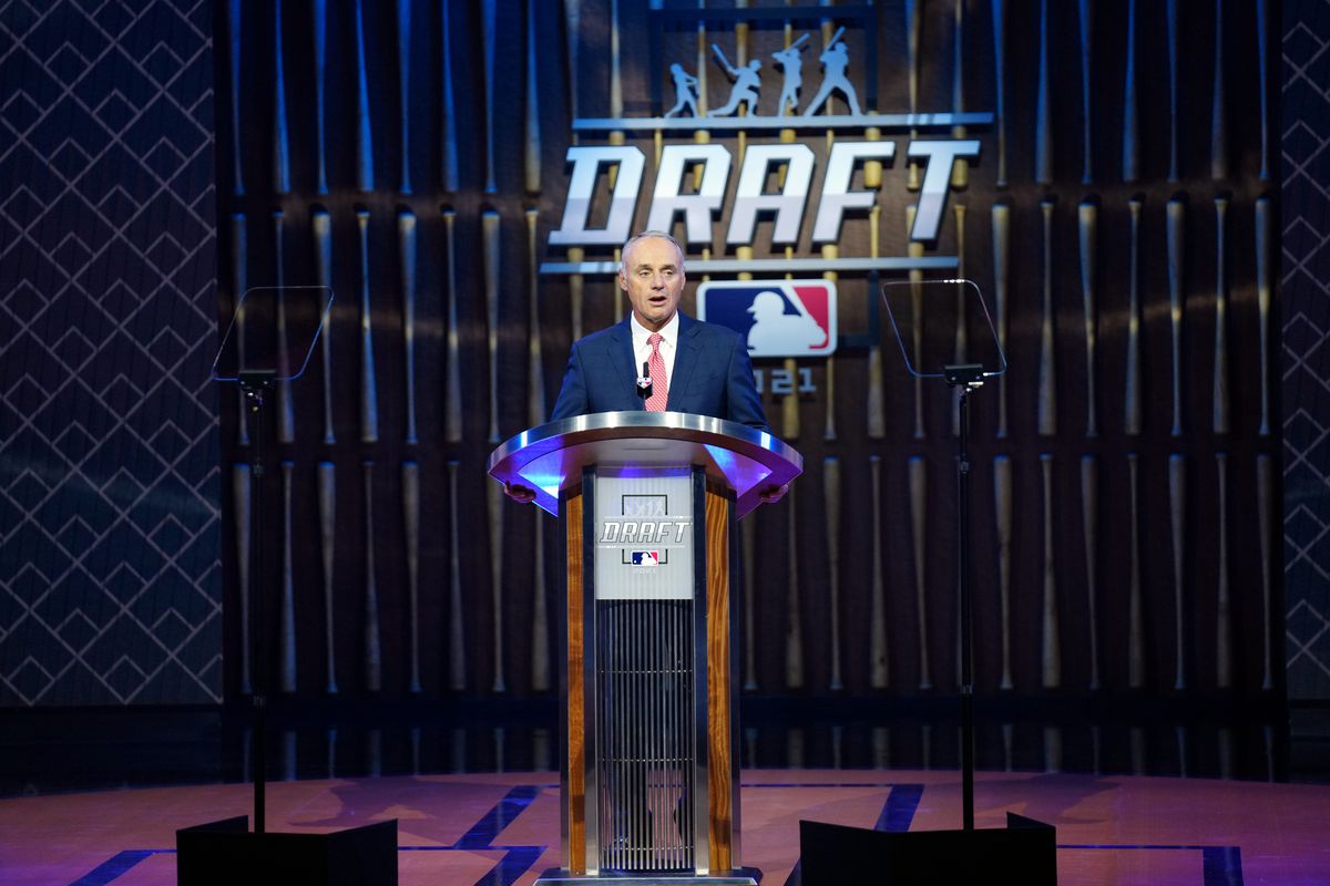 major league baseball 2022 mock draft
