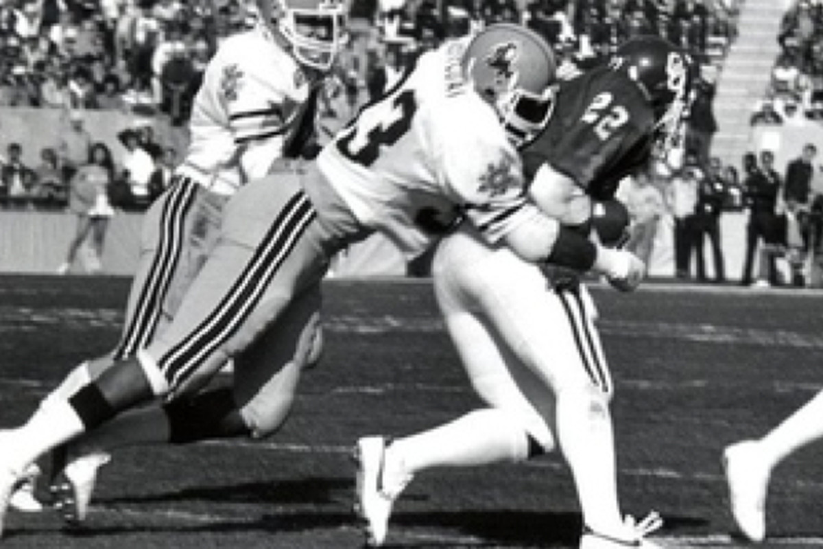 Jim Jeffcoat was sensational in the 1983 Fiesta Bowl.