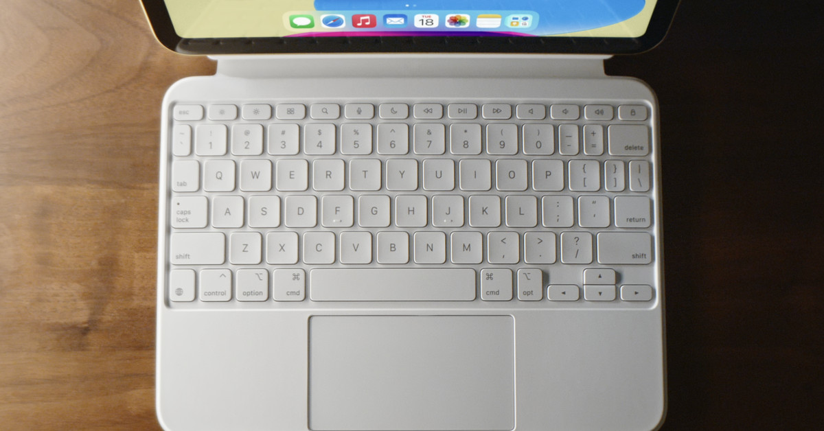Apple's Magic Keyboard Folio for the new iPad has a 14-key ...