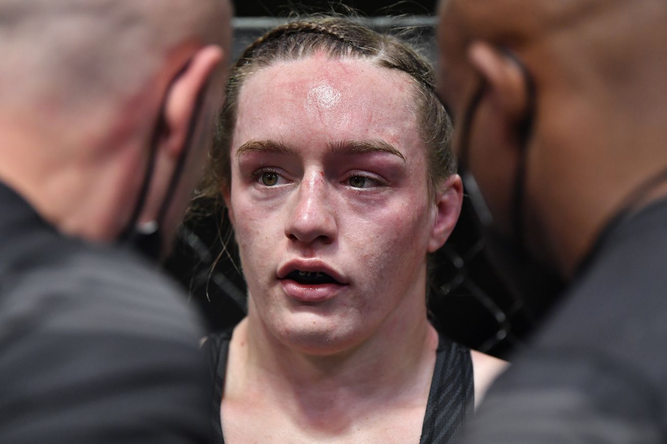 Does Aspen Ladd need a new coach after what we saw in her fight against Norma Dumont at UFC Vegas 40