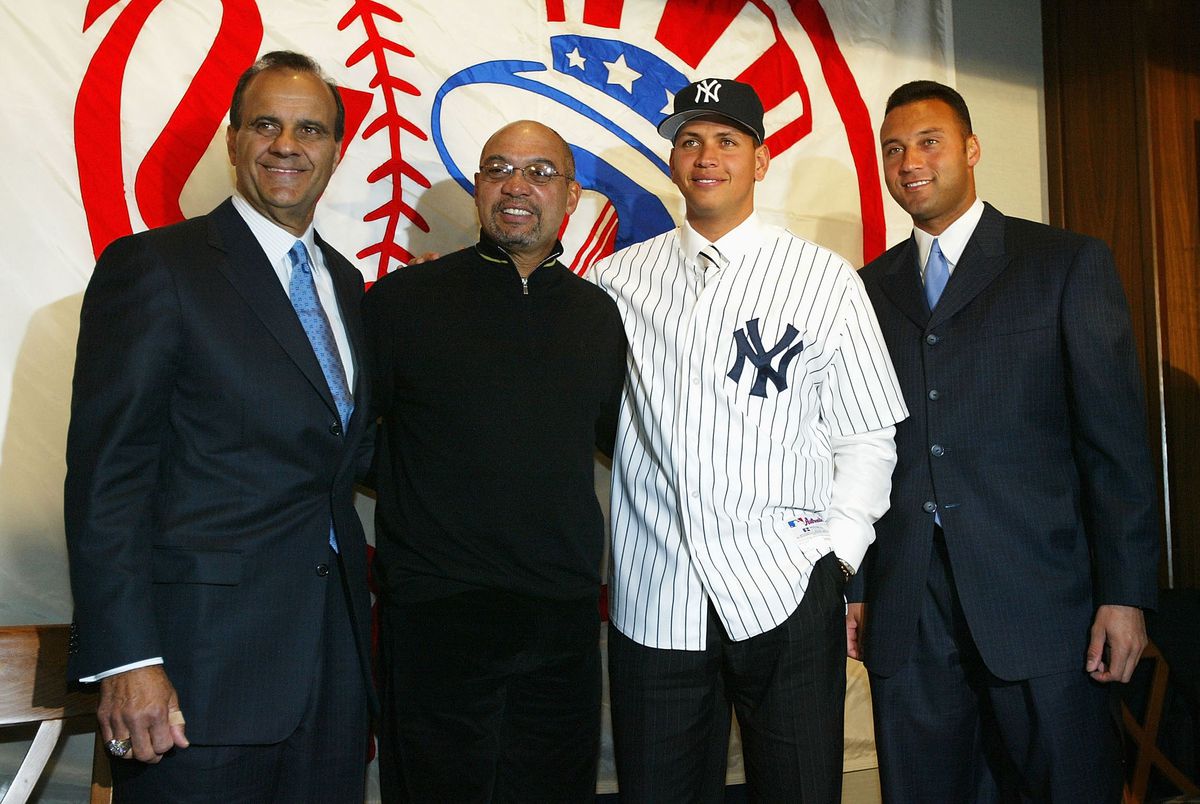 Alex Rodriguez Signs With Yankees