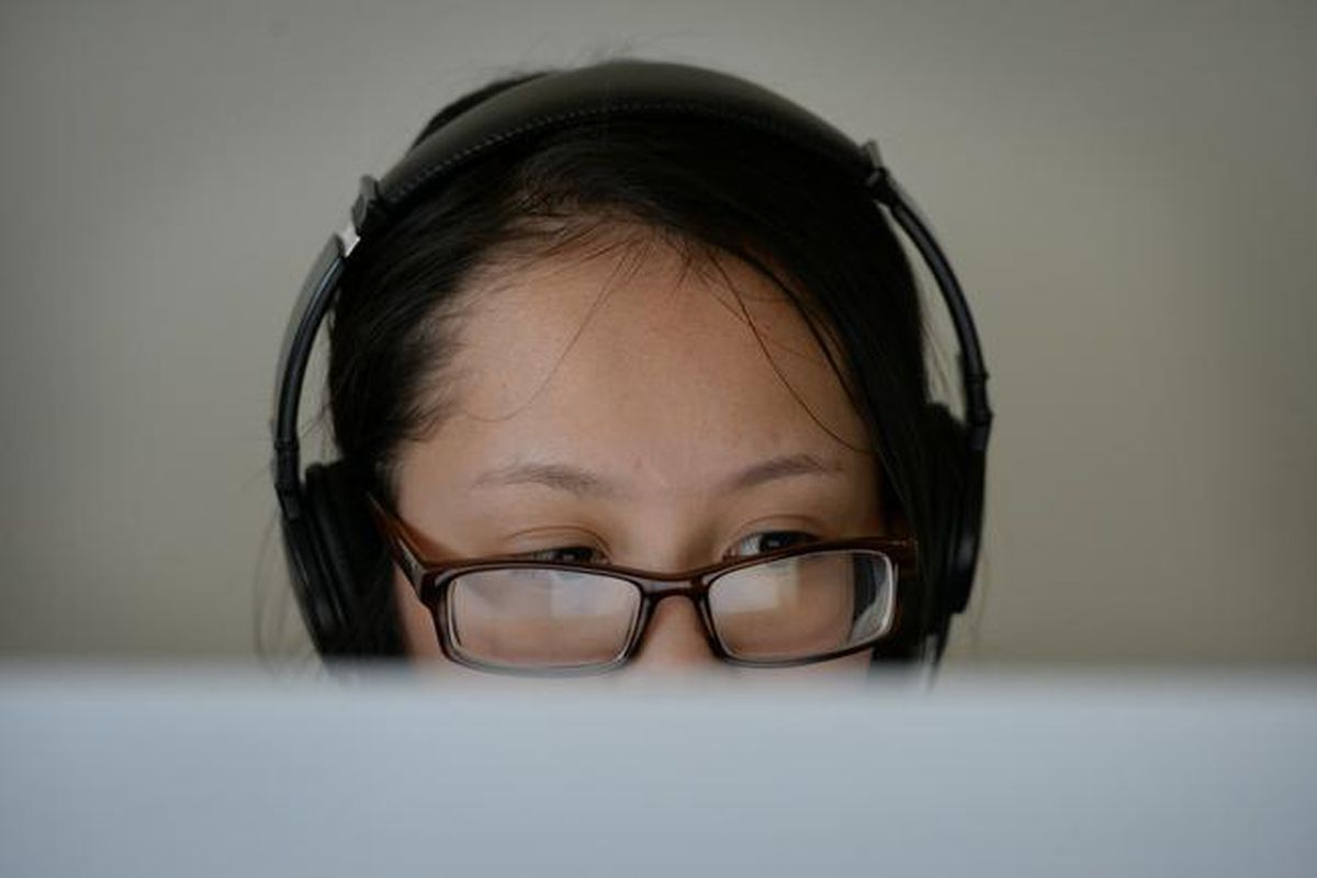 Sheridan School District sixth grader Monica Dinh takes part in a practice session for standardized testing.