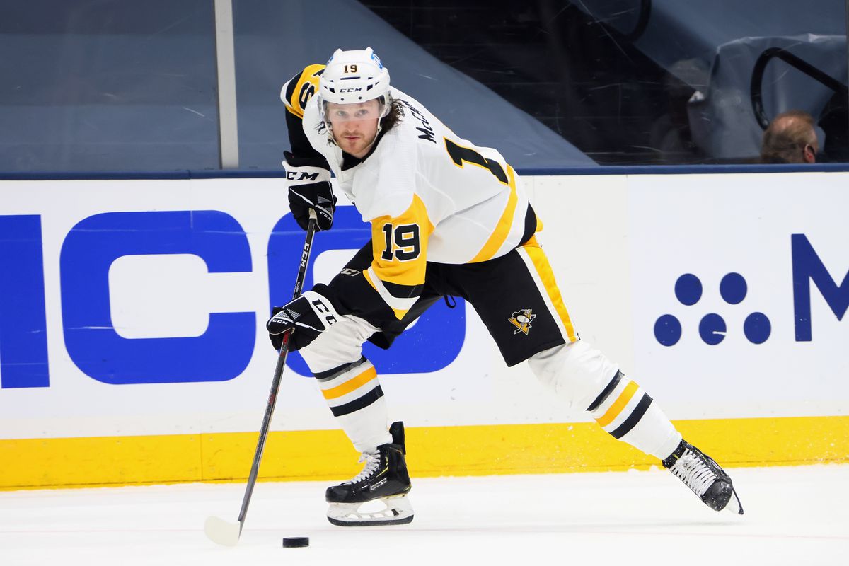 Jared McCann #19 of the Pittsburgh Penguins skates against the New York Islanders in Game Six of the First Round of the 2021 Stanley Cup Playoffs at the Nassau Coliseum on May 26, 2021 in Uniondale, New York.