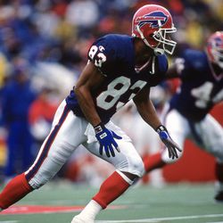 Andre Reed #83 of the Buffalo Bills in action during an NFL football game circa 1991 at Rich Stadium in Buffalo, New York.