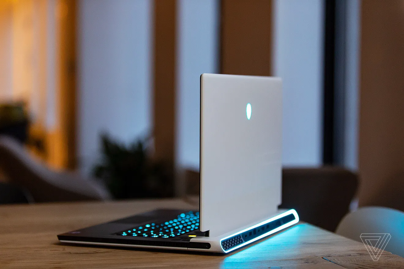 Alienware X14 review: smaller size, smaller performance - The Verge