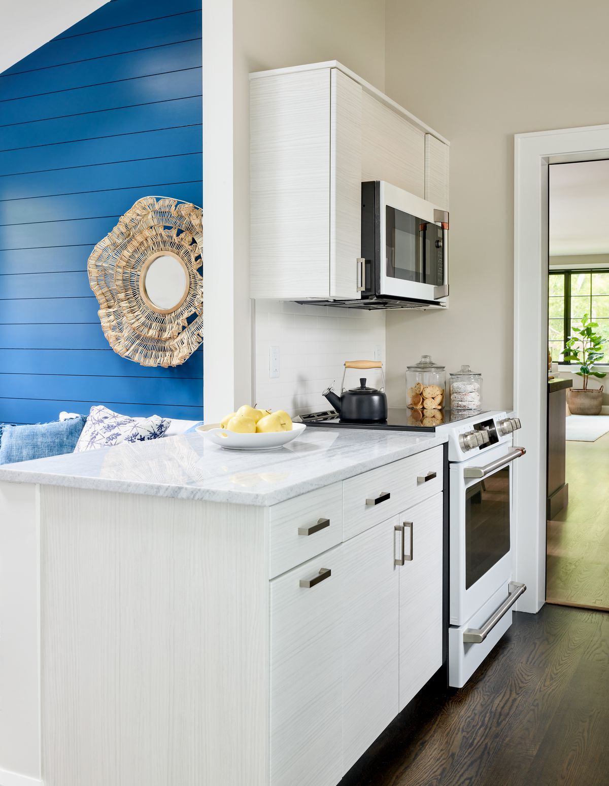 Cottage on the Cape, Benjamin Moore, ADU Kitchen, Sep/Oct 2020