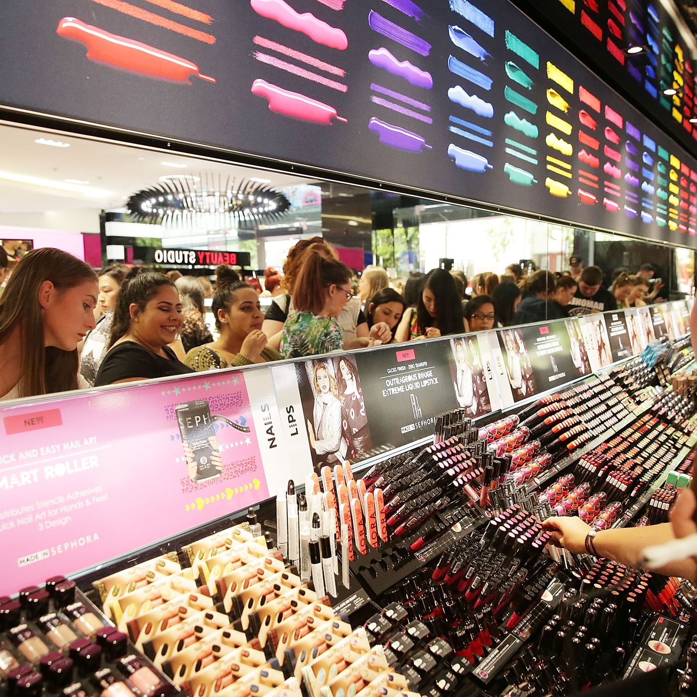 The Way We Buy Beauty Now -