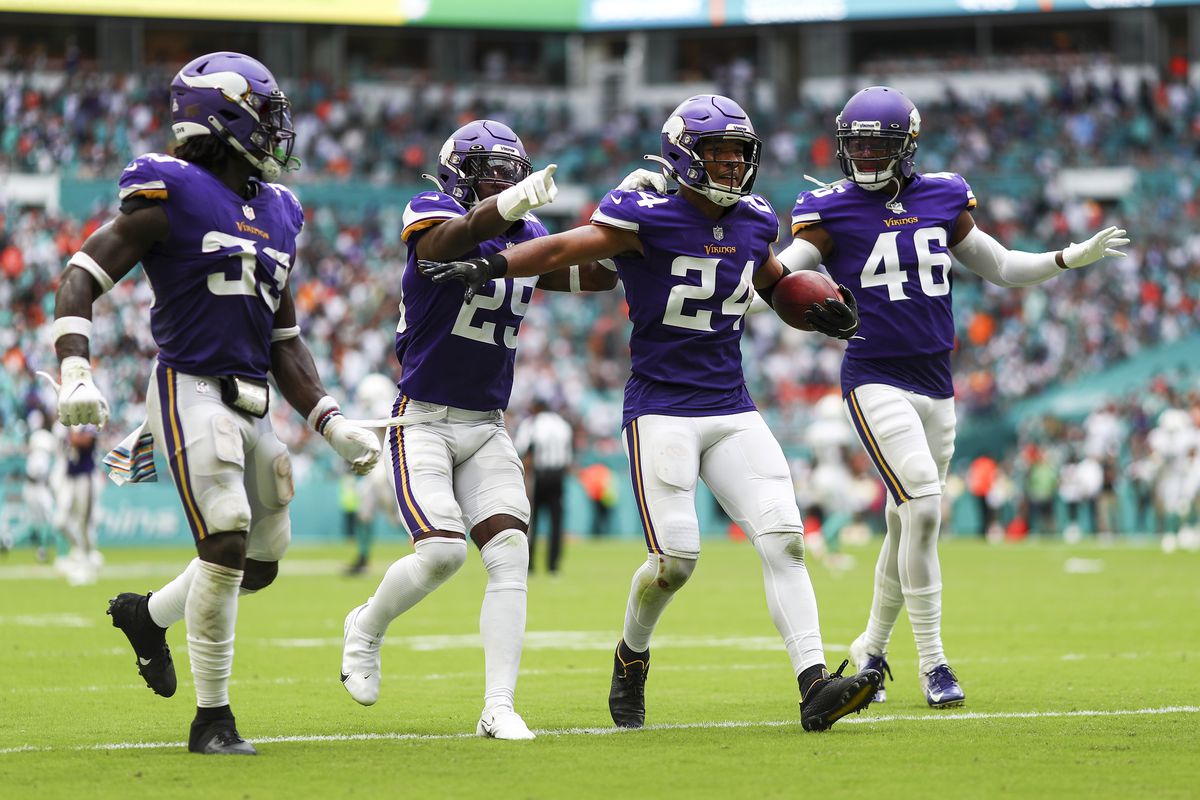 Vikings Bedfellows with Cardinals, Dolphins per 2022 Forecasts - Vikings  Territory