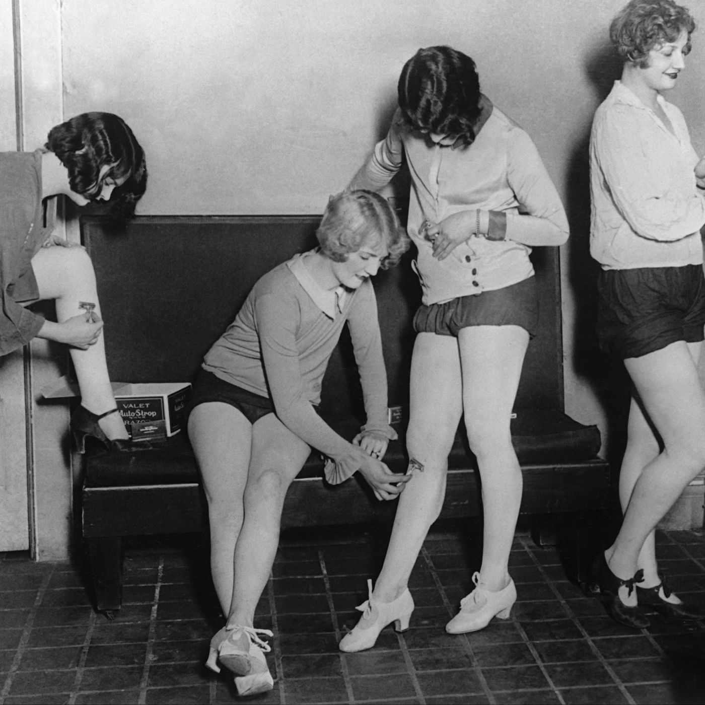 How the beauty industry convinced women to shave their legs - Vox