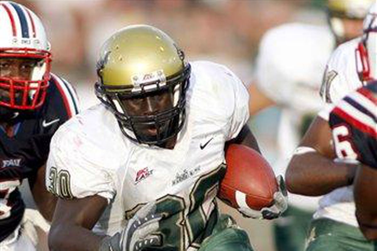 Ben Williams against FAU in 2007. Odds are he gained a lot of yards on this run.via <a href="http://www.victorysportsagency.com/images/23_ben_williams_4.jpg">www.victorysportsagency.com</a>