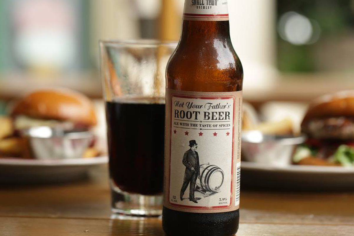 Applebee's Accidentally Serves Kids Alcoholic Root Beer
