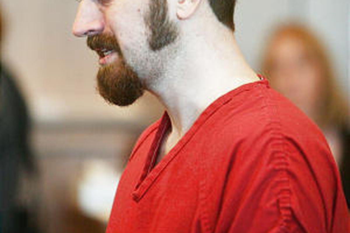 Walter Smith apologizes in court Tuesday to the family members of Nicole Speirs, whom he drowned.