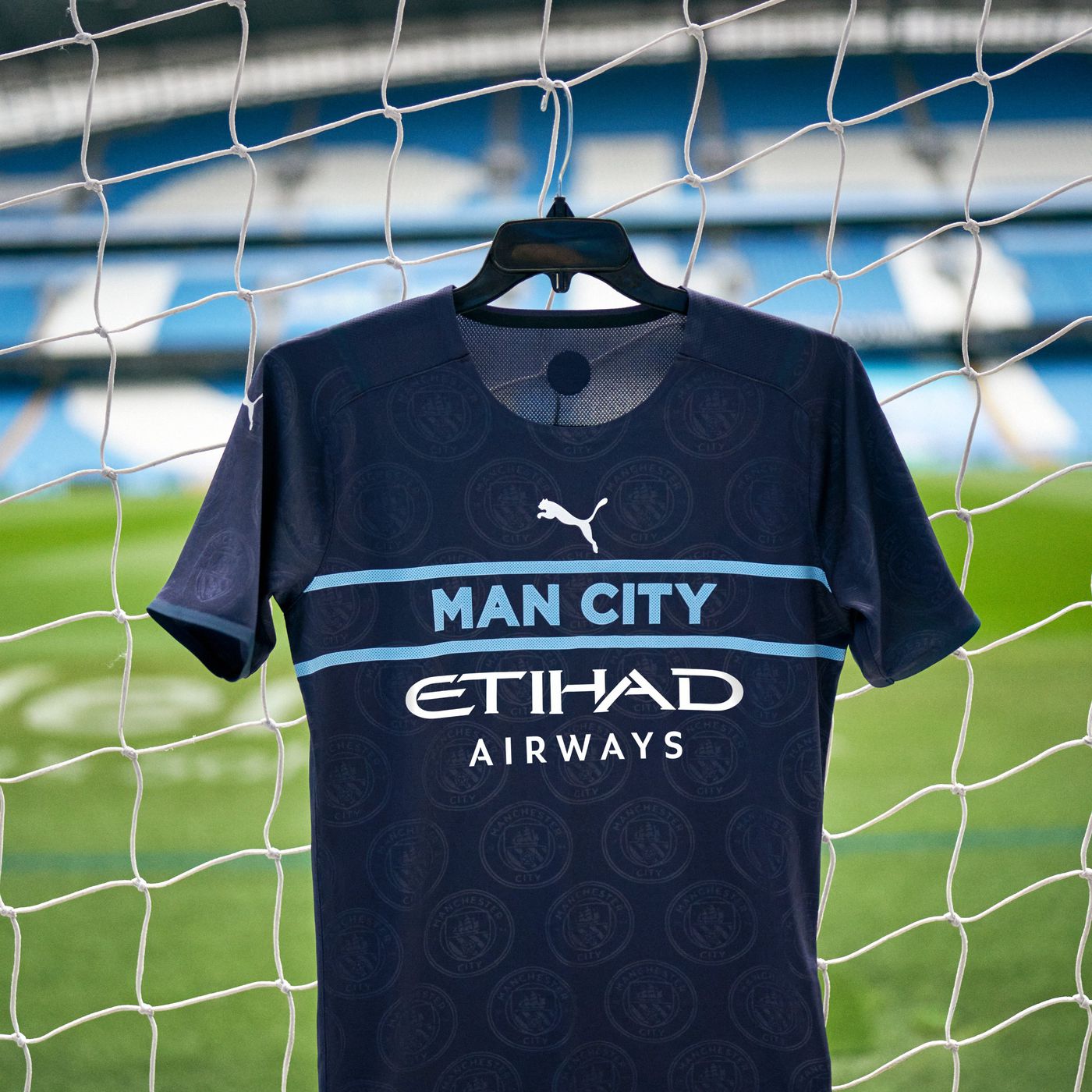 Blueprint århundrede springe Manchester City unveil Third Kit to mixed emotions - Bitter and Blue