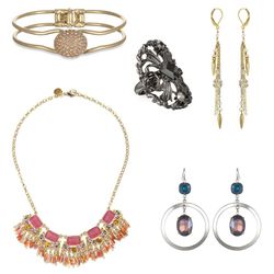 "<a href="http://capwell.co/">Capwell</a> believes that jewelry should be both affordable and fun, and I couldn't agree more!  Jewelry is the absolute easiest way to dress up or change any outfit…and it certainly doesn't need a high price tag to be 'cool.