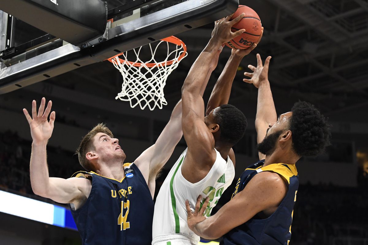 NCAA Basketball: NCAA Tournament-Second Round-UC Irvine vs Oregon