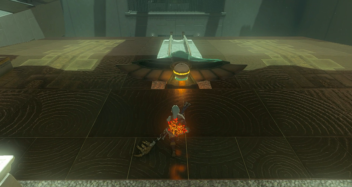 Link fuses a ball onto the back of a glider in Zelda: Tears of the Kingdom