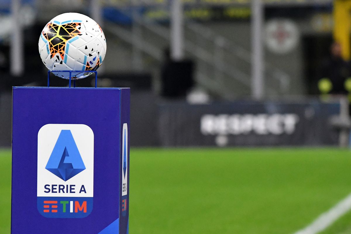 An official Nike Serie A ball over a pedestal with Serie A...