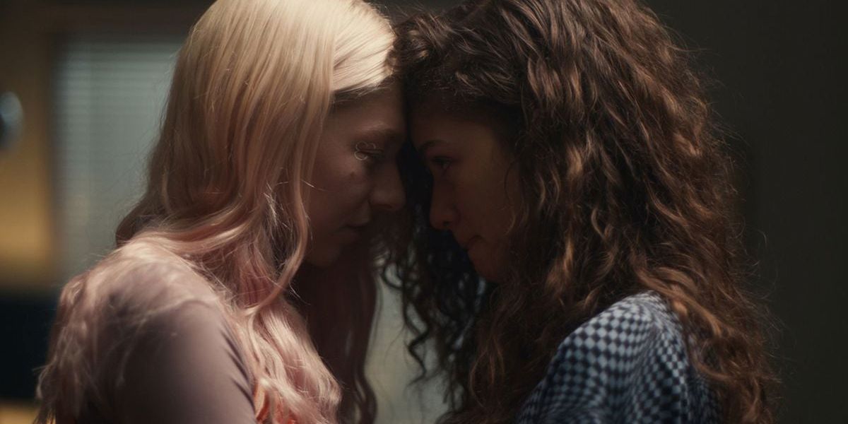 friends Jules and Rue press their foreheads together on Euphoria