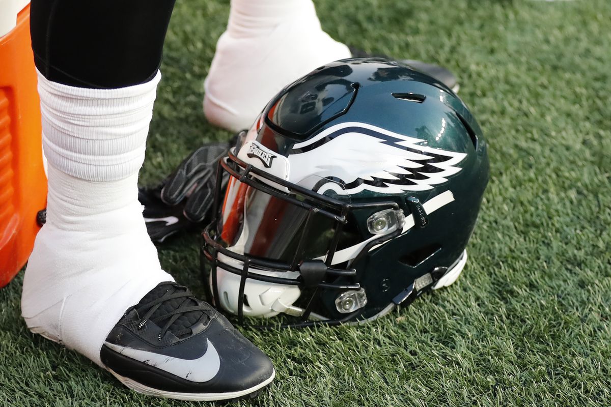 NFL: AUG 16 Preseason - Eagles at Patriots