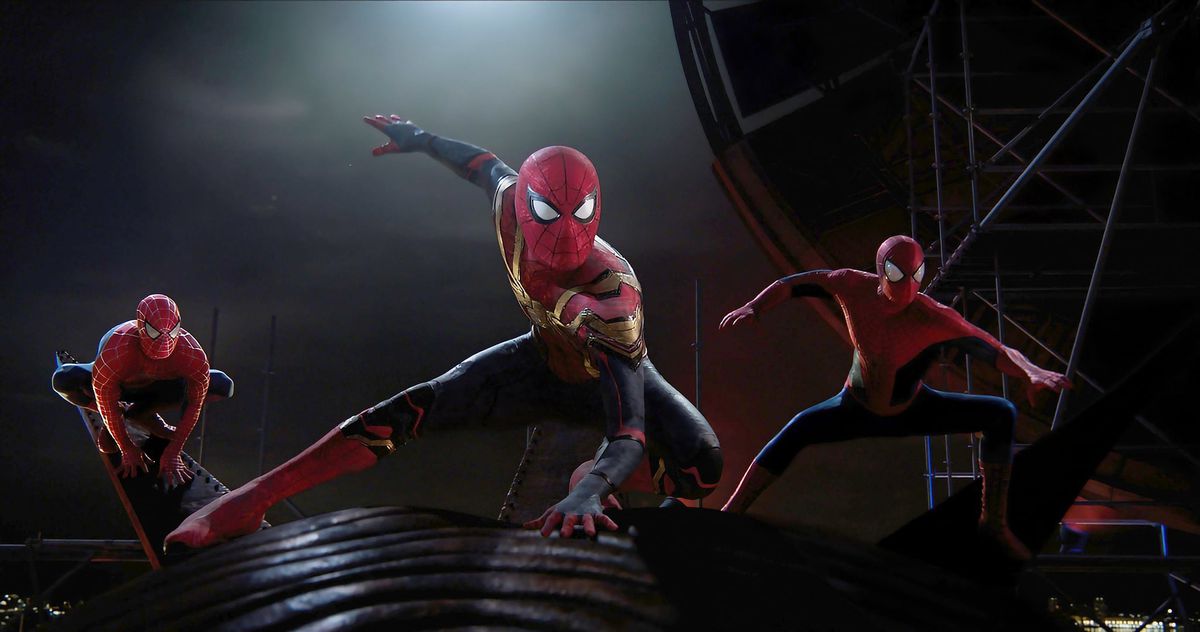 Spider-Man (Tobey Maguire), Spider-Man (Tom Holland), and Spider-Man (Andrew Garfield) in Spider-Man: No Way Home.