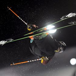 Lyman Currier (USA) competes during the men's halfpipe competition at Park City Mountain Resort on Saturday, Jan. 18, 2014.