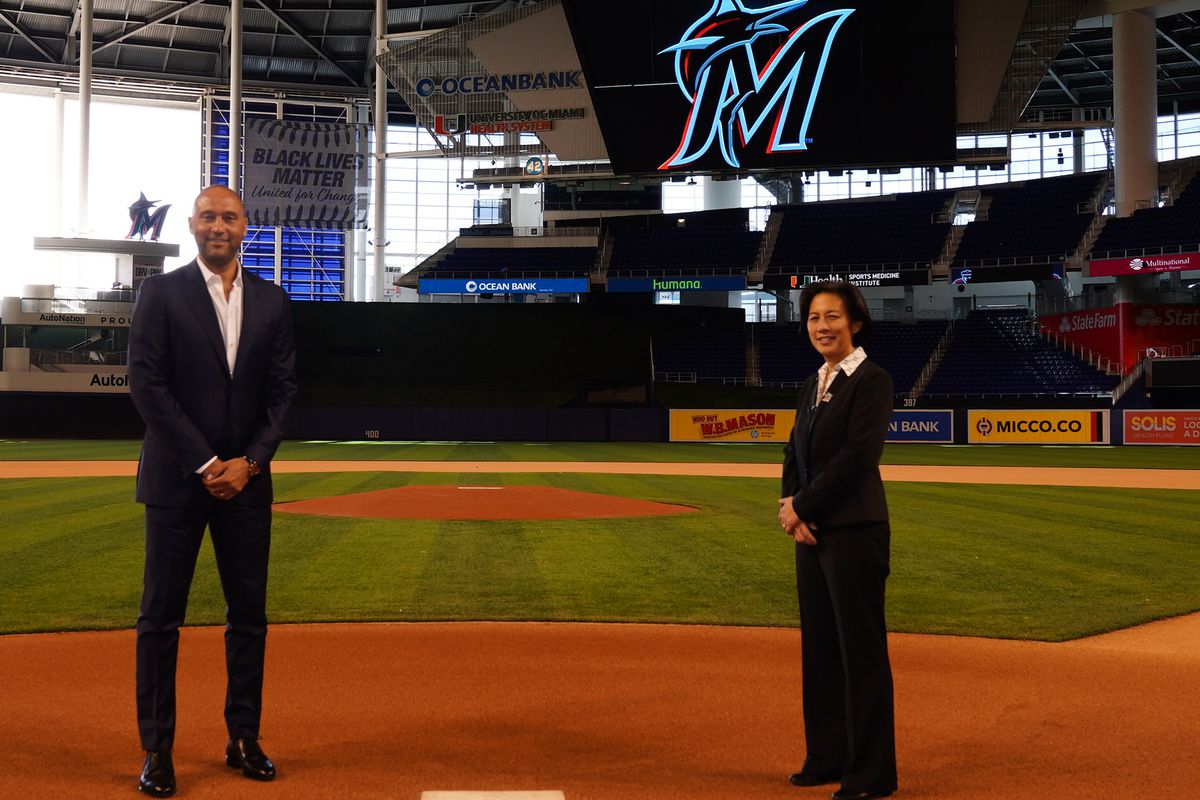 Miami Marlins general manager Kim Ng (right) poses for a photo at Marlins Park with chief executive officer Derek Jeter